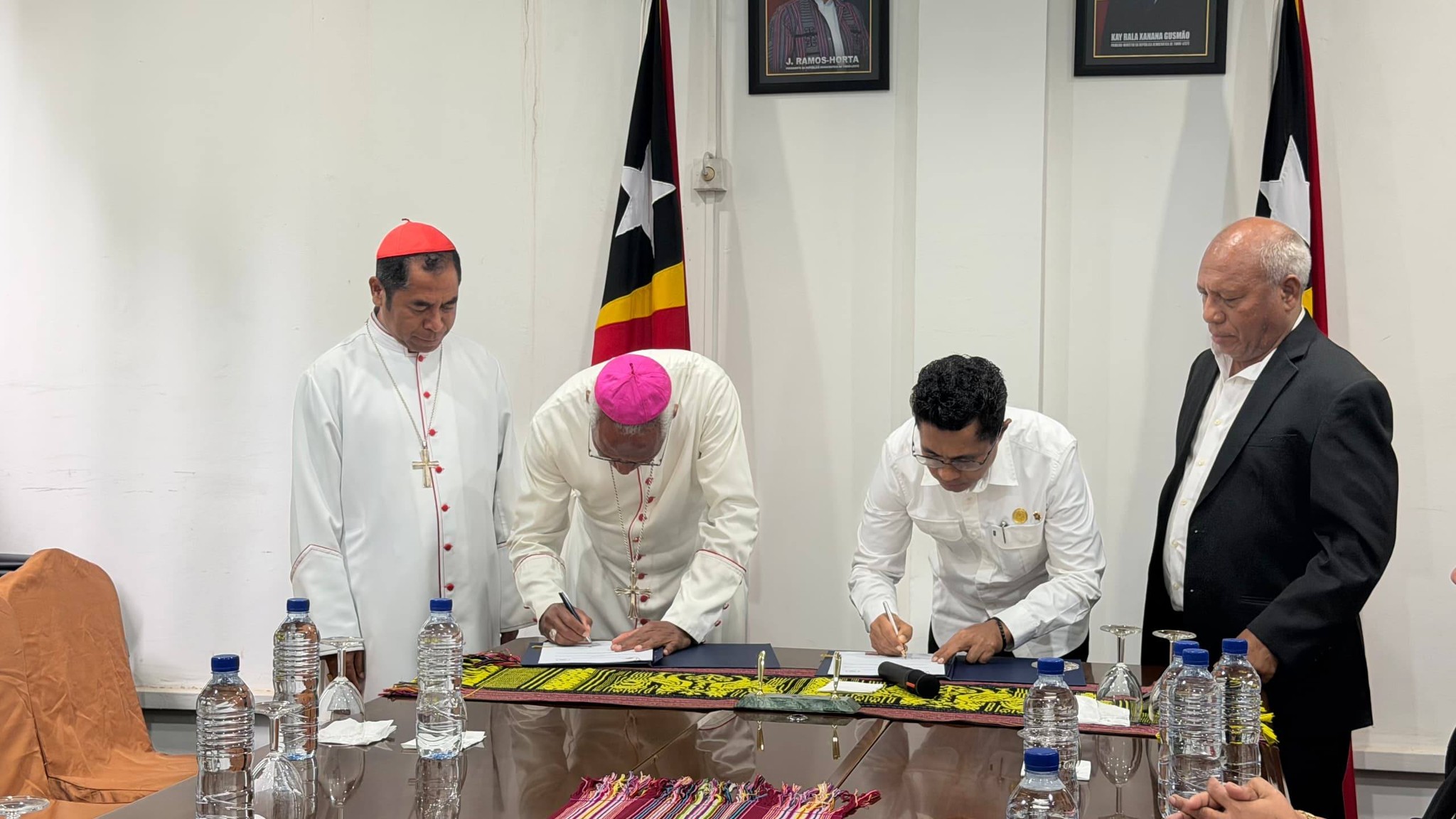 Governo Timor-Leste ho CET Asina Akordu Subvensaun Publiku tinan 2026.